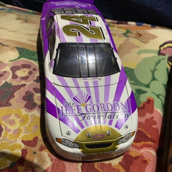ACTION JEFF GORDON 24 FOUNDATION 2001 MONTE CARLO LTD ED DIECAST CAR 1:24 - Picture 4 of 7